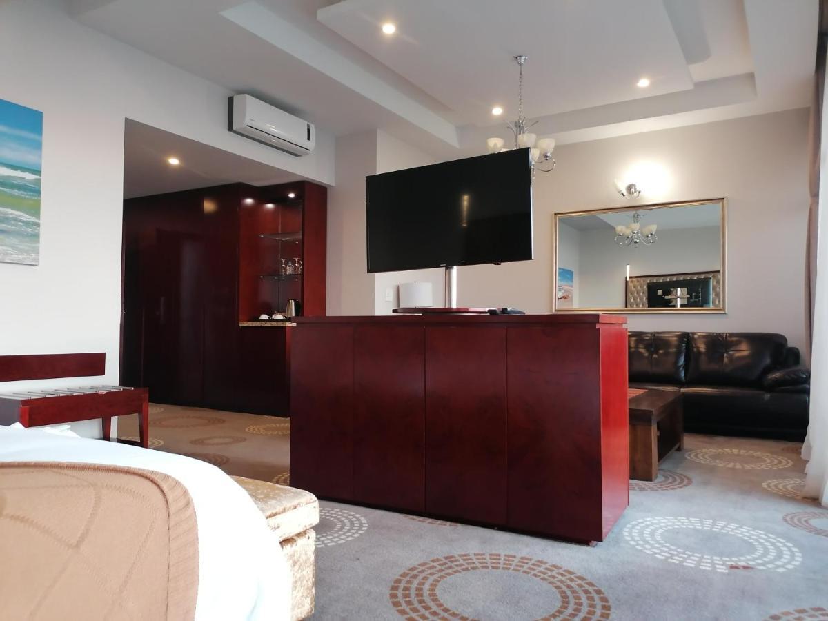 Flamingo Villas Boutique Hotel Walvis Bay Eksteriør billede